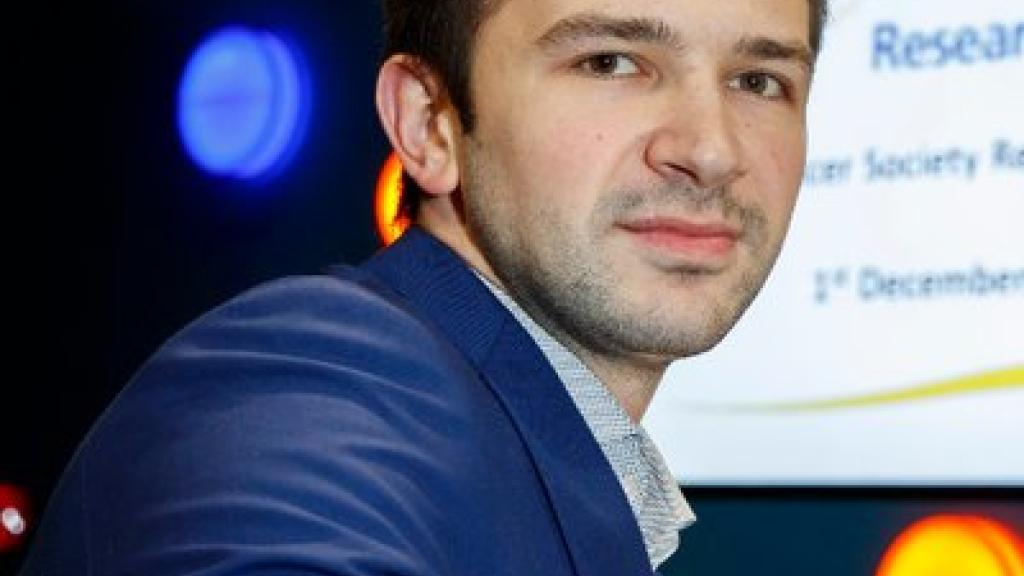 Dr Damir Vareslija